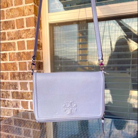 Tory Burch Handbags - Tory Burch Leather Crossbody Purse